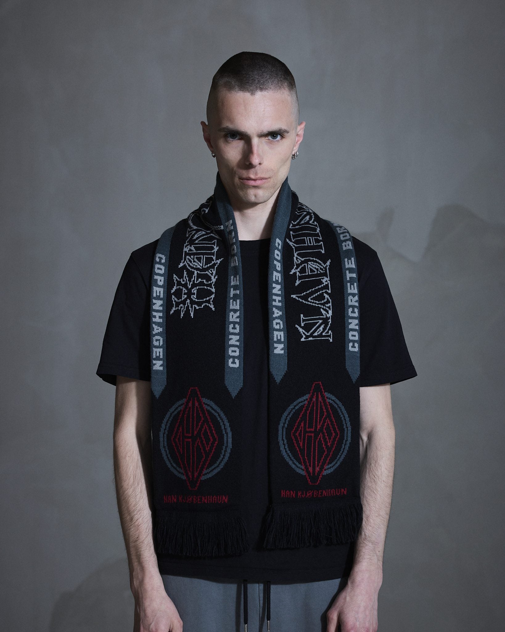 Diamond Football Scarf - Black – Han Kjøbenhavn
