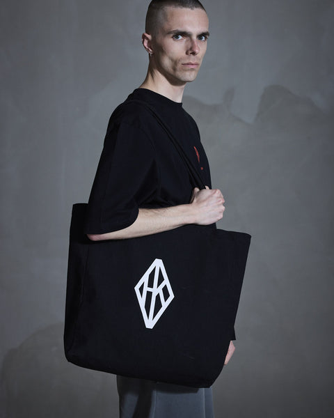【関税込み】Han Kjobenhavn トート バッグ Han Kjobenhavn Crinkled Leather Tote In Black - 65% Off
