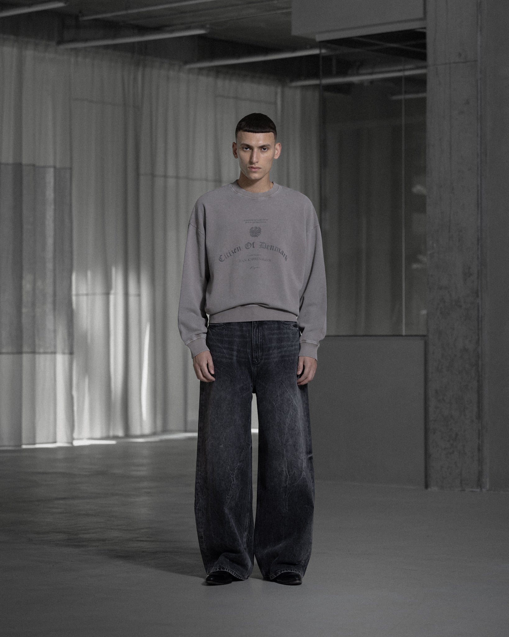 Baggy Denim Jeans - Black Vein – Han Kjøbenhavn
