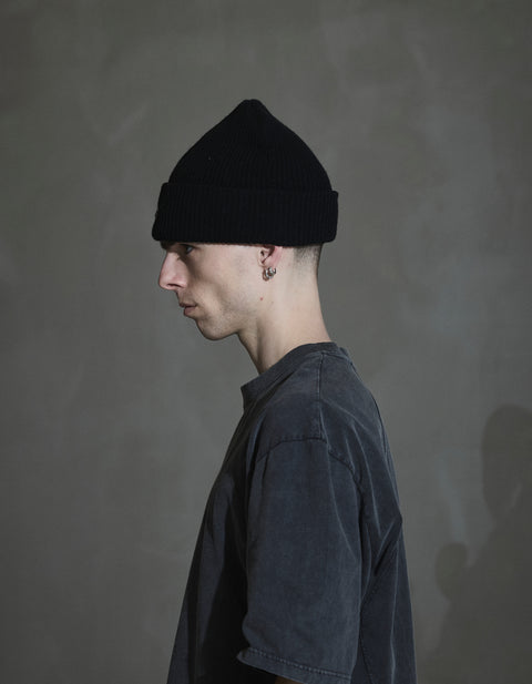 Diamond Plaque Beanie - Black