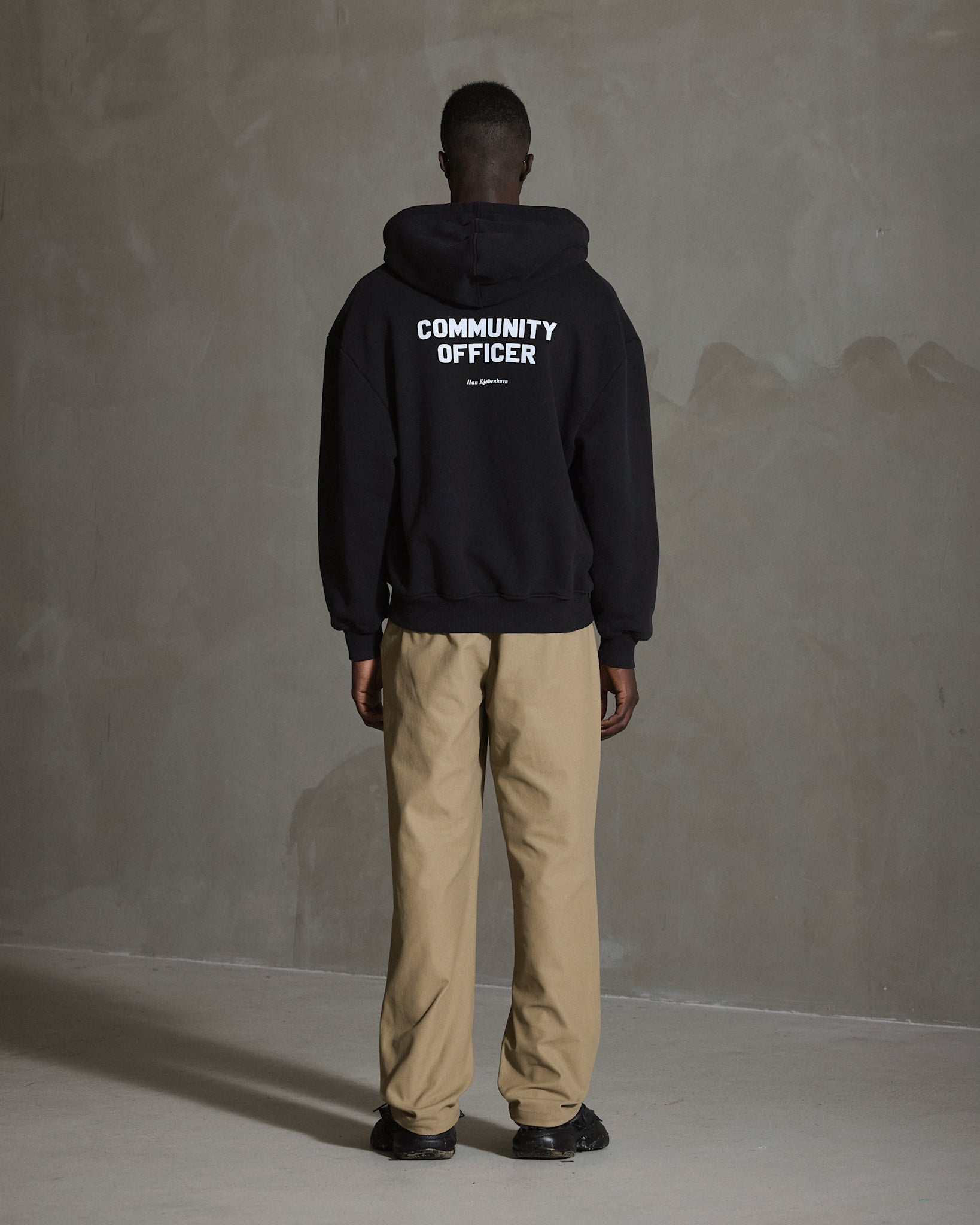 Officer Printed Hoodie - Anthracite Black – Han Kjøbenhavn