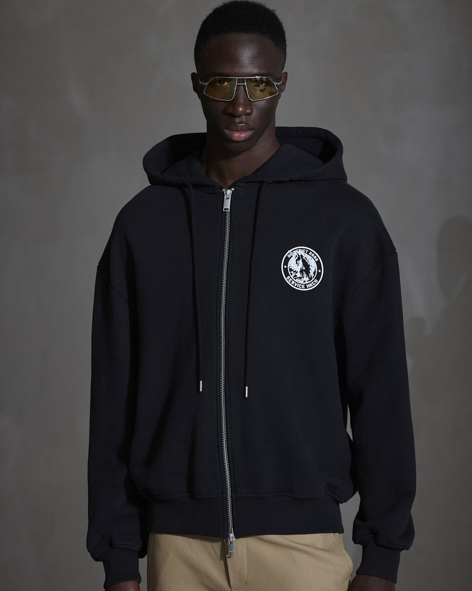 Officer Printed Hoodie - Anthracite Black – Han Kjøbenhavn
