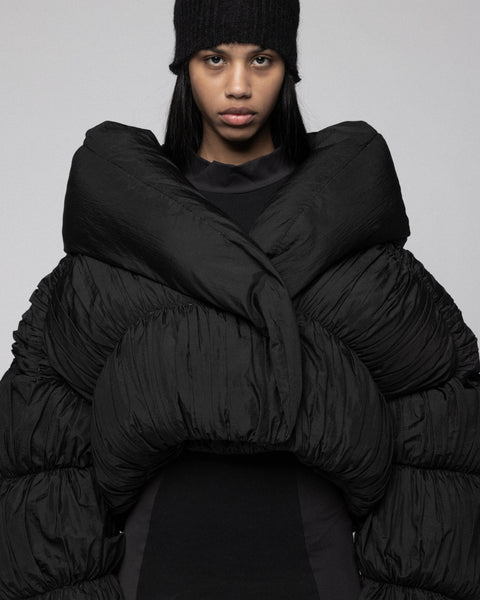 Pleated Down Puffer Jacket - Black